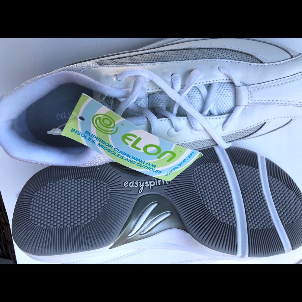 Easy Spirit Elon White/Grey Sneakers Lightweight NWT Size 6 1/2 M. $55 / $29